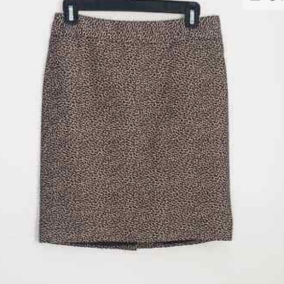 Loft Cotton Silk Blend Tan Brown Animal  Leopard Print Pencil Skirt Size 4P - Picture 3 of 9